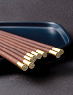 Baguette-chinoise-en-bois-rouge