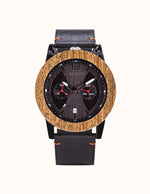 Montre-en-bois-avec-bouton-poussoirs