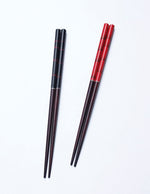 baguette-chinoise-noir-et-rouge-en-bois-de-sequoia