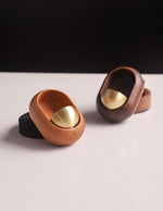 carillon-fabrtique-avec-du-bois-de-noyer-et-du-laiton