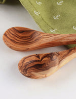 cuilliere-a-soupe-en-bois-d_olivier