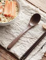 cuilliere-en-bois-de-noyer-fairtrade