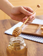 cuilliere-en-bois-pour-le-miel