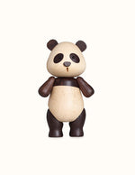 figurine-de-panda-en-bois