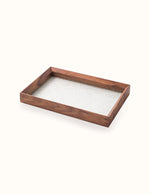 grand-plateau-en-bois-de-noyer-avec-du-verre