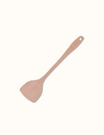longue-et-fine-spatule-en-bois