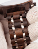 montre-avec-bracelet-a-maillons-de-bois