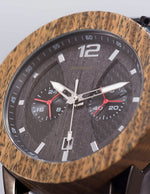 montre-avec-cadran-a-effet-guilloche