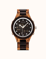 montre-avec-un-cadran-noir-et-un-affichage-numerique