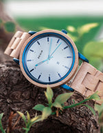 montre-en-bois-clair