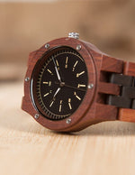 montre-en-bois-de-santal