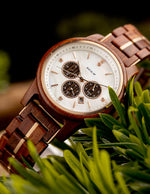 montre-en-bois-massif-de-santal-rouge