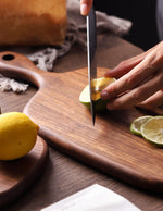 planche-a-decouper-fabrique-avec-du-bois