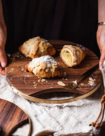 planche-a-decouper-fabriquee-en-acacia-naturel