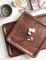 plateau-de-service-en-bois-de-noyer-commun