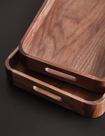 plateau-de-service-en-bois-de-noyer-fabriquee-en-france