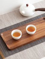 plateau-de-service-fait-main-avec-du-bois-acacia-de-premiere-facture