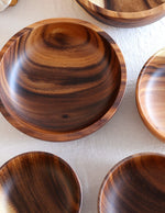 saladier-fait-a-la-main-avec-du-bois