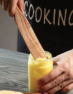 spatule-en-bois-pour-tartiner-de-la-confiture