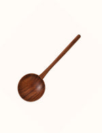 cuillere-en-bois-artisanal-pour-le-service