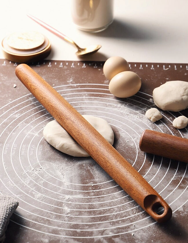VENDU - Ancien rouleau à patisserie en bois - Le Grenier de Lisette