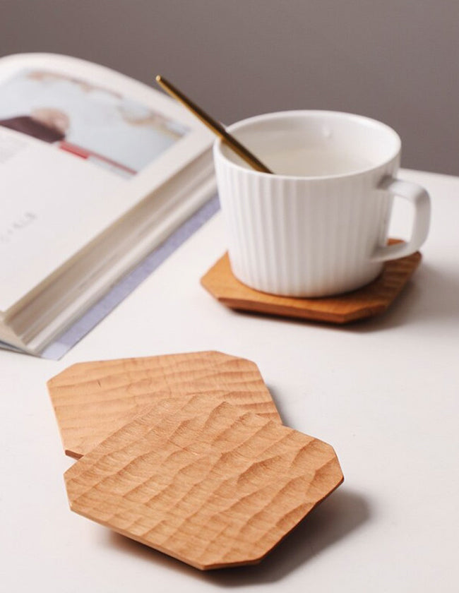 Ensemble de 4 sous-verres en bois faits main - France Ensemble de 4 sous-verres en bois faits main - France